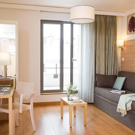 Aparthotel Adagio Paris 4*
