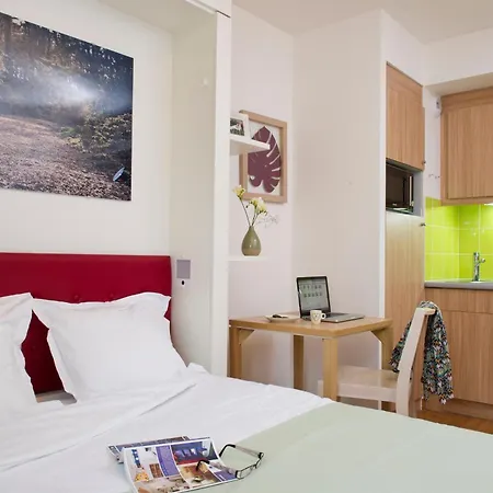 Adagio Paris Aparthotel 4*