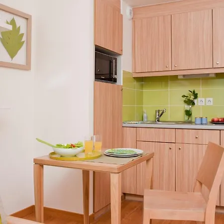 Adagio Paris Aparthotel 4*